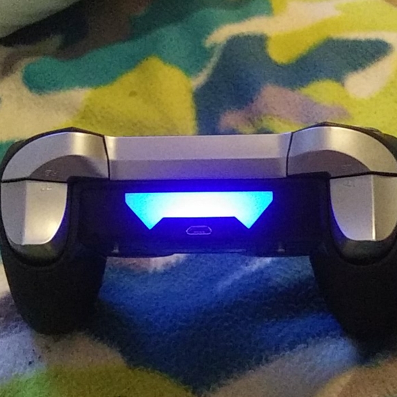 Ps4 emio elite controller - Picture 2 of 3